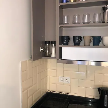 Apartment Safest Area In 4